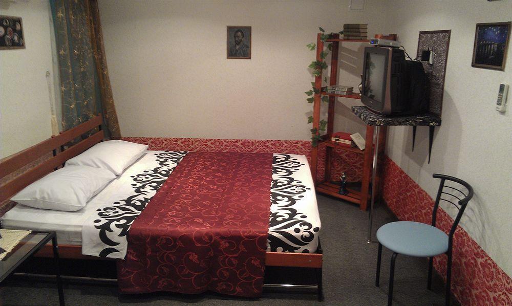 Yellowunlimited Hotel Harkiv Dış mekan fotoğraf