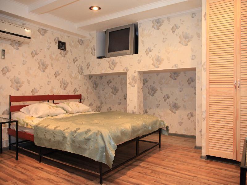 Yellowunlimited Hotel Harkiv Dış mekan fotoğraf