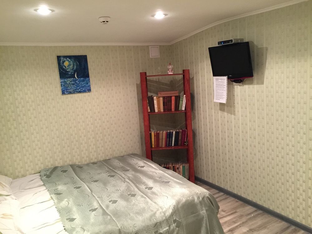 Yellowunlimited Hotel Harkiv Dış mekan fotoğraf